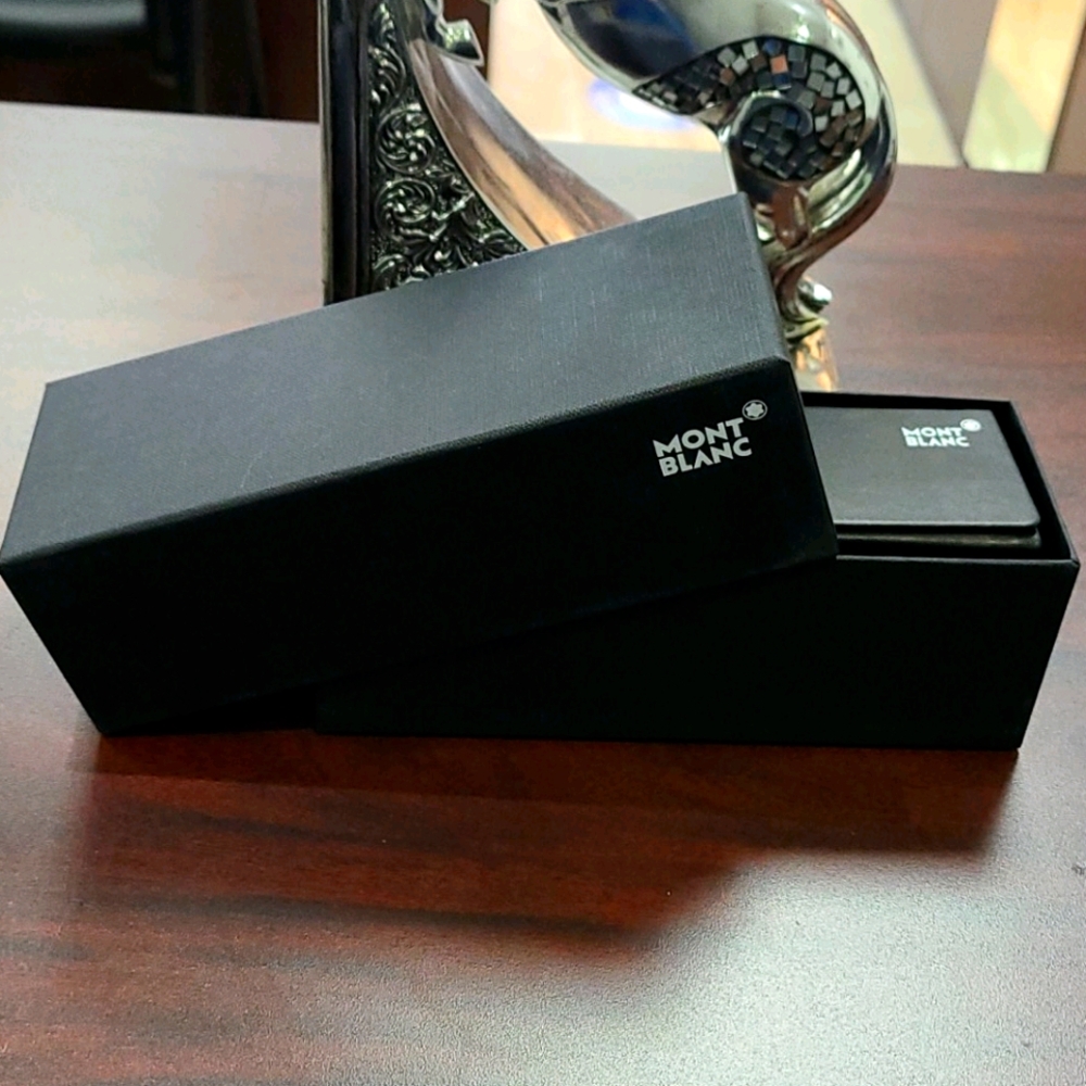 SOLD- New Mont Blanc eyewear/Sunglass case w. Cloth